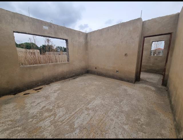 3 BEDROOM TOWNHOUSE FOR SALE IN ARCON PARK